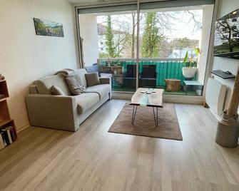 Bergous Apartment Annecy with parking space - Cran-Gevrier - Salon