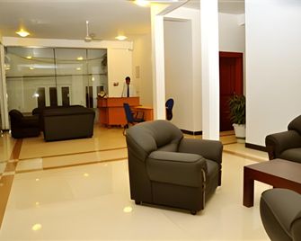 Onreech Hotel - Katunayake - Lobby