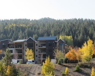 Large Studio Condo with Full Kitchen, Ski, Bike, Beautiful Balcony Views Hottub Fireplace - Kellogg - Building