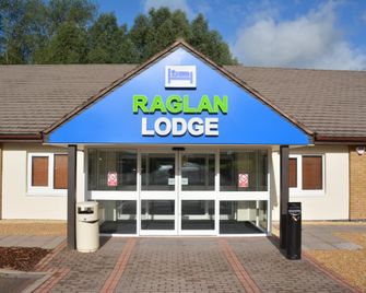 Raglan Lodge - Monmouth - Gebäude