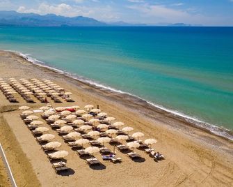 Mangia's Himera Resort - Campofelice di Roccella - Beach