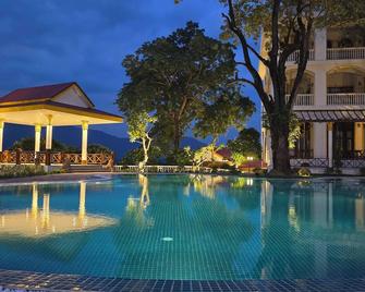 Champa Palace Hotel - Pakse