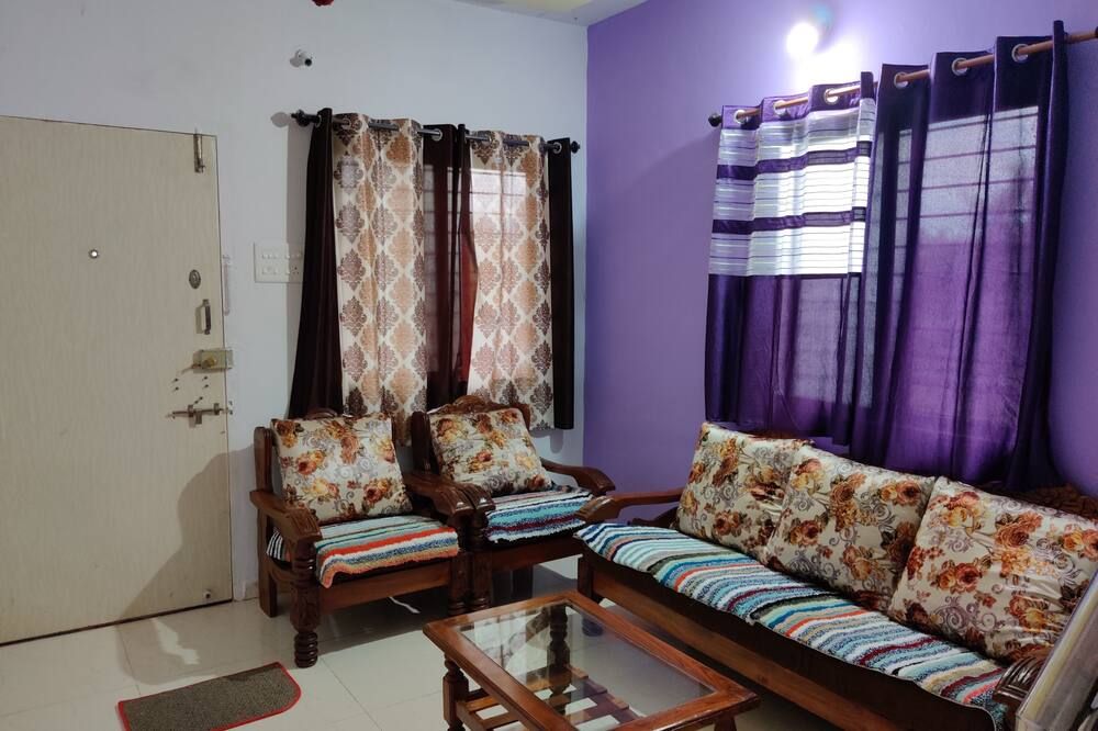 2BHK AC Row House Bunglow in good locality - Nashik - Living room