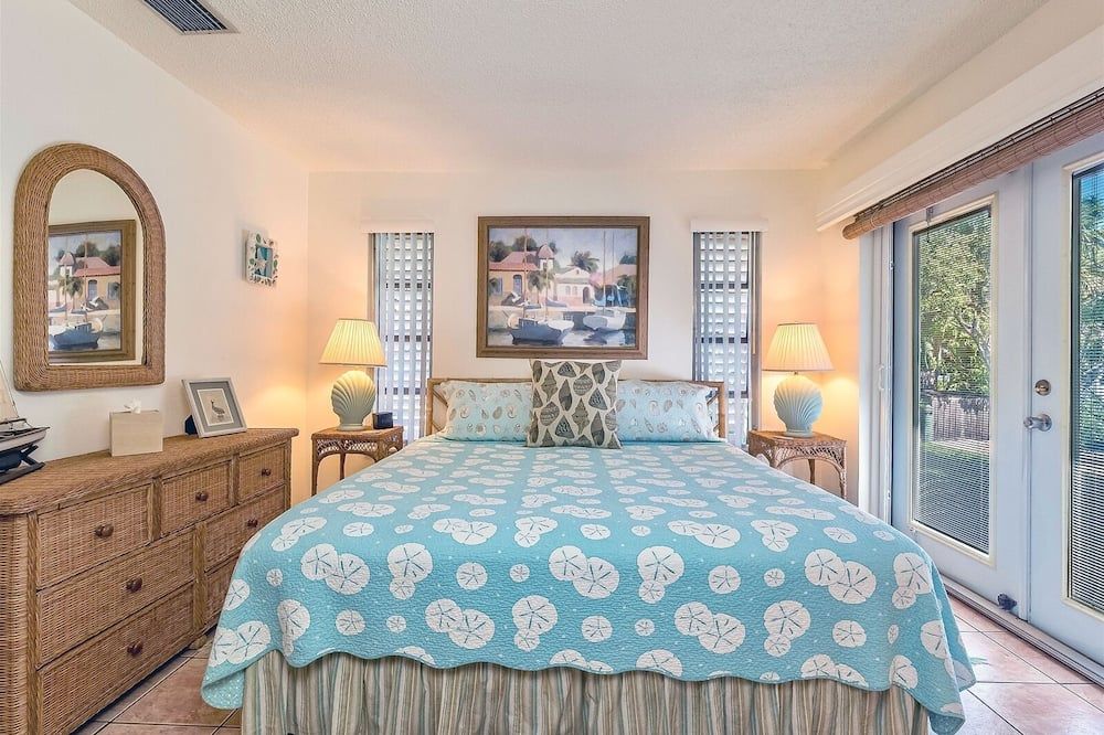 West End Paradise Unit Coral 4 - One bedroom efficiency suite - سانيبيل - غرفة نوم