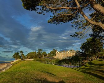 Golf View Hotel & Spa - Nairn - Building