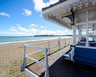 Hotel Prince Regent - Weymouth - Beach