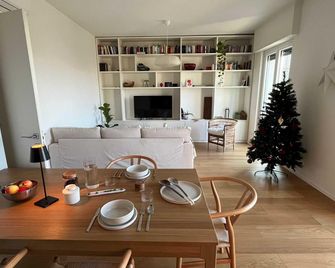 1BDR-4P apartment near the central station - Milán - Comedor