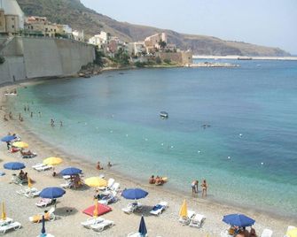 La perla sul golfo - Castellammare del Golfo - Plage