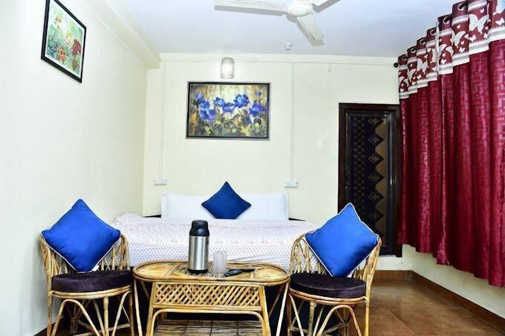 Bhawani Guest House - נאיניטל - חדר שינה