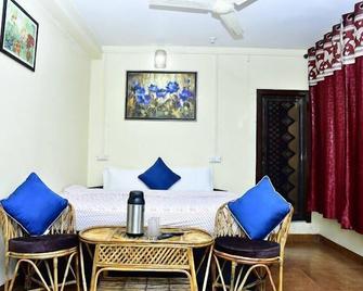 Bhawani Guest House - Nainital - Slaapkamer