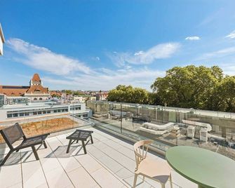 Limehome Vienna Hietzinger Hauptstraße - Viena - Varanda