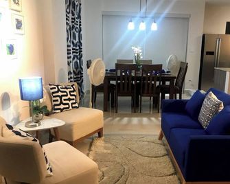 Perfect 3-bedroom townhome with AC, Rolling Hills, Costa Verde. La Chorrera, PTY - La Chorrera