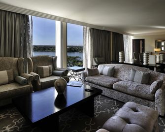 Pullman Lubumbashi Grand Karavia - לובומבאשי - סלון