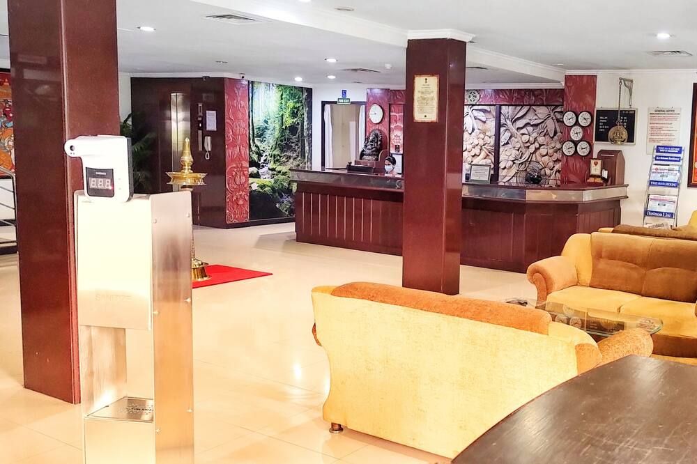 Kovilakom Residency - Kozhikode - Recepción