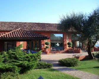 Tenuta Tenaglia - Serralunga di Crea