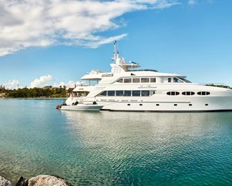 Abaco Beach Resort and Boat Harbour Marina - מארש הארבור - חוף