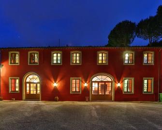 La Dimora dell'Inventore Luxury B&B - Capannori - Gebäude