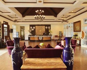 Forest Crest Nature Hotel And Resort Powered By Aston - Nasugbu - Lobby