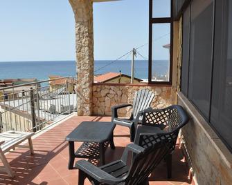 Villa Dei Tigrotti - Castellabate - Balcone