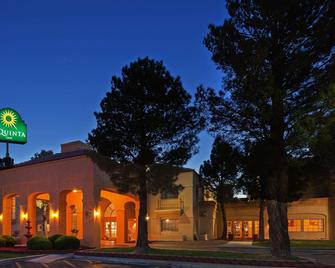La Quinta Inn by Wyndham Las Cruces Mesilla Valley - לאס קרוסס - בניין