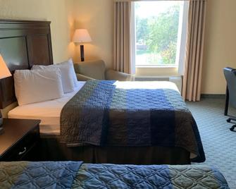 Ambassador Inn & Suites - Tuscaloosa - Bedroom
