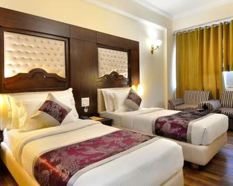 Hotel Solitaire - Chandigarh - Bedroom