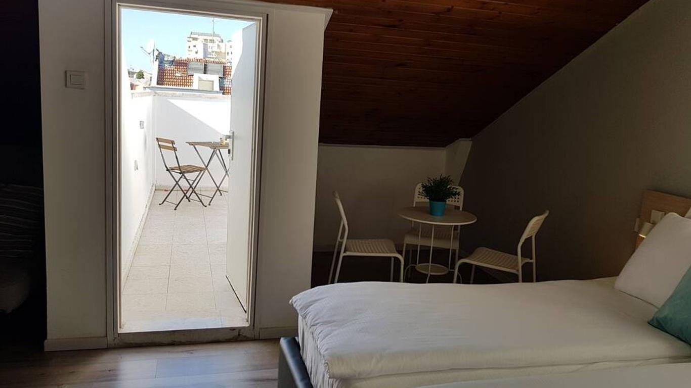 איירפורט האוס