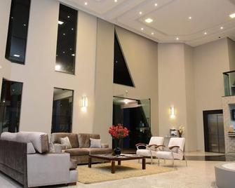 Excellence Plaza Hotel - Botucatu - Lounge
