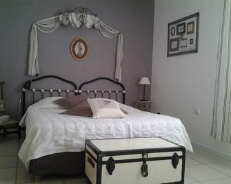 Les Rouvières - Saint-Paul-Trois-Châteaux - Schlafzimmer