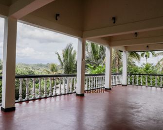 The Lodge - Kandy - Kandy - Balcony