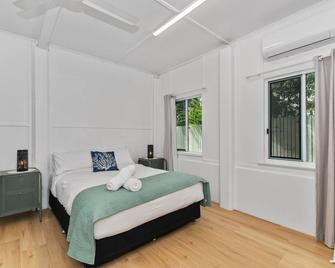 Townsville Suites - Townsville - Bedroom