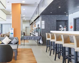 Holiday Inn Express Strasbourg - Centre By IHG - סטרסבור - בר