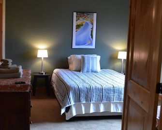 Beautiful Townhome Near Downtown Loveland And I-25! - Loveland - Ložnice