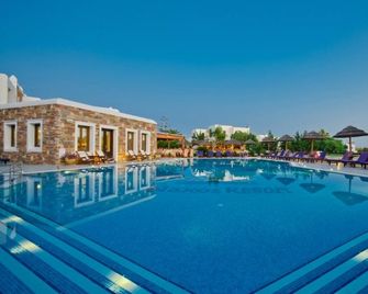 Naxos Resort - Náxos - Uima-allas