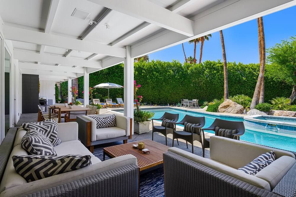 4 Bed, 4 Bath Lush Estate In South Palm Springs - פאלם ספירנגס - בריכה