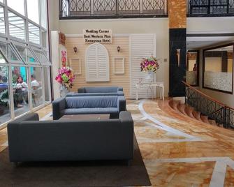 Comfort and Stylish 2BR at Grand Palace Kemayoran Apartment - Yakarta - Lobby