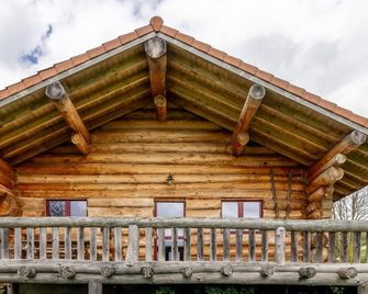 At Michele and Yvan's - Saint-Anthème