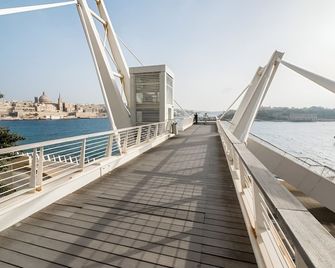 Central Family Apartment - La Valette - Balcon