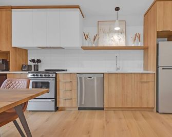 Apartment 106 | New | Downtown - Rimouski - Kitchen