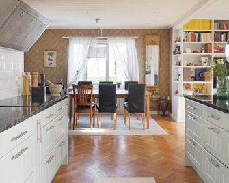 4 Star Holiday Home in Enskede - Stockholm - Kök