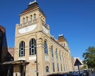 Hotel Horus - Zaragoza