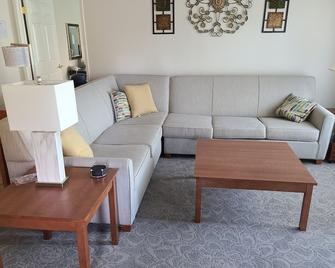 GetAways at San Diego Country Estates - Ramona - Sala de estar