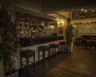 Qudos - Salisbury - Bar