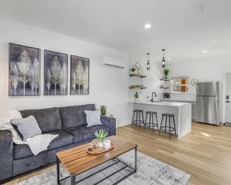 Perfect Luxury Getaway - Show Low - Living room