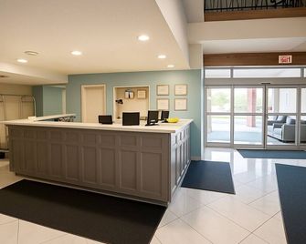 Village Inn & Suites - Sarnia - Recepció