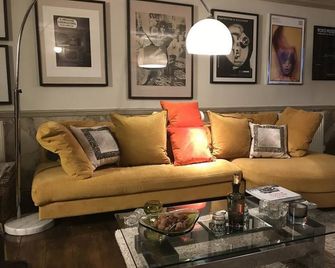Westcroft Guesthouse - Millbrook - סלון