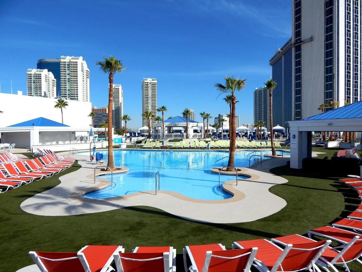Westgate Las Vegas Resort and Casino thumbnail 2