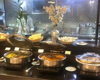 Aloha Apartments by blissful Ganges - Rishikesh - Küche