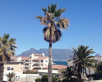 @ Rosie's - Cape Town - Outdoor view