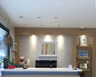 Knights Inn Merritt - Merritt - Rezeption